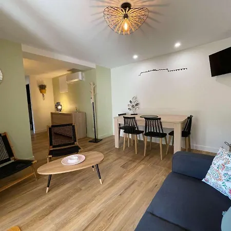 Au Point Du Jour - Carcassonne, De La Cavayère *