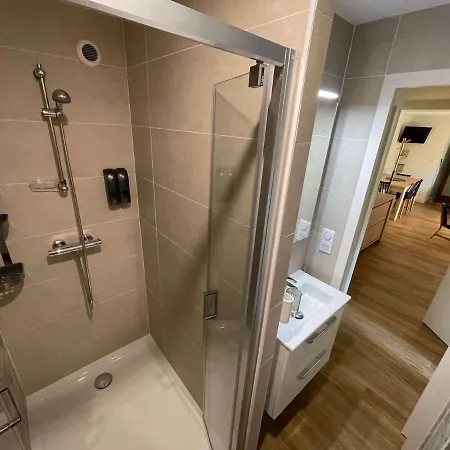 Au Point Du Jour - Carcassonne, De La Cavayère Appartement