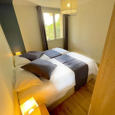 Au Point Du Jour - Carcassonne, De La Cavayere Carcassonne