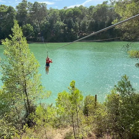 Au Point Du Jour - Carcassonne, De La Cavayere