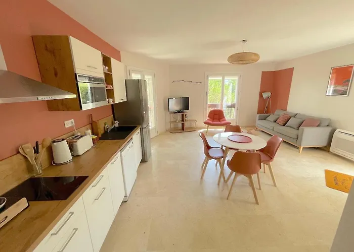 Au Point Du Jour - Carcassonne, De La Cavayere Apartament Carcassonne