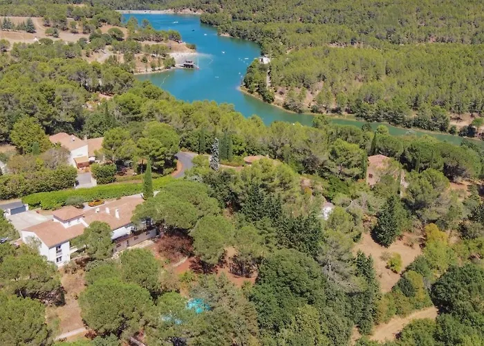 Au Point Du Jour - Carcassonne, De La Cavayere *