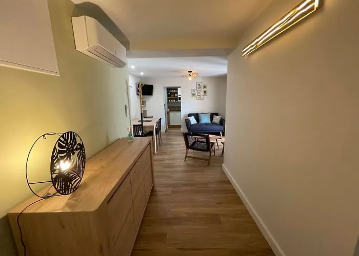 Au Point Du Jour - Carcassonne, De La Cavayere Carcassonne