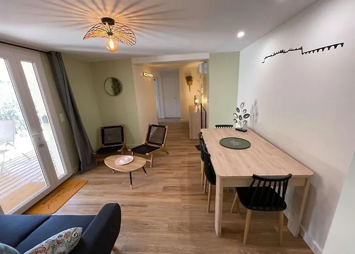 Au Point Du Jour - Carcassonne, De La Cavayere Apartament Carcassonne