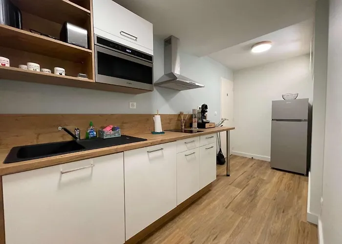 Au Point Du Jour - Carcassonne, De La Cavayere Apartament *