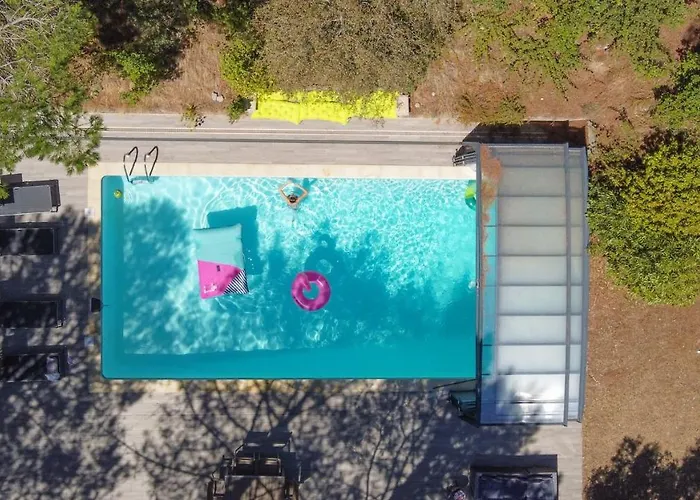 Au Point Du Jour - Carcassonne, De La Cavayere * Carcassonne