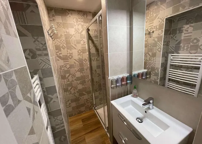 Au Point Du Jour - Carcassonne, De La Cavayere Apartament