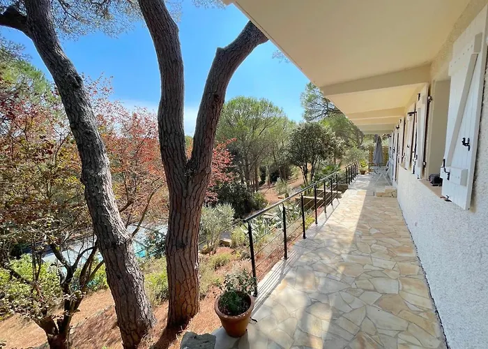 Au Point Du Jour - Carcassonne, De La Cavayere Apartament *