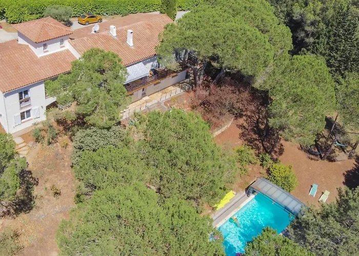 Au Point Du Jour - Carcassonne, De La Cavayere * Carcassonne