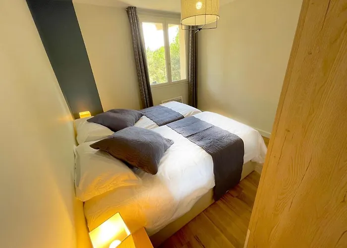 Au Point Du Jour - Carcassonne, De La Cavayere Carcassonne