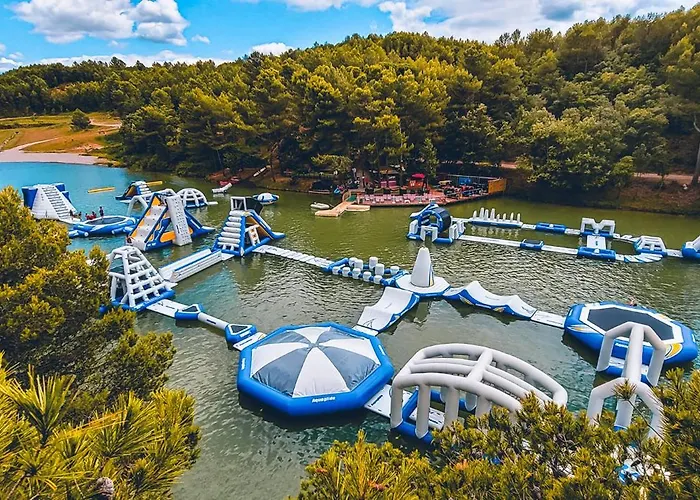 Au Point Du Jour - Carcassonne, De La Cavayere